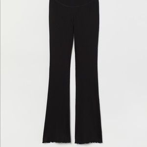 MAMA Before & After Flared Leggings sz Medium // worn handful of times perfect